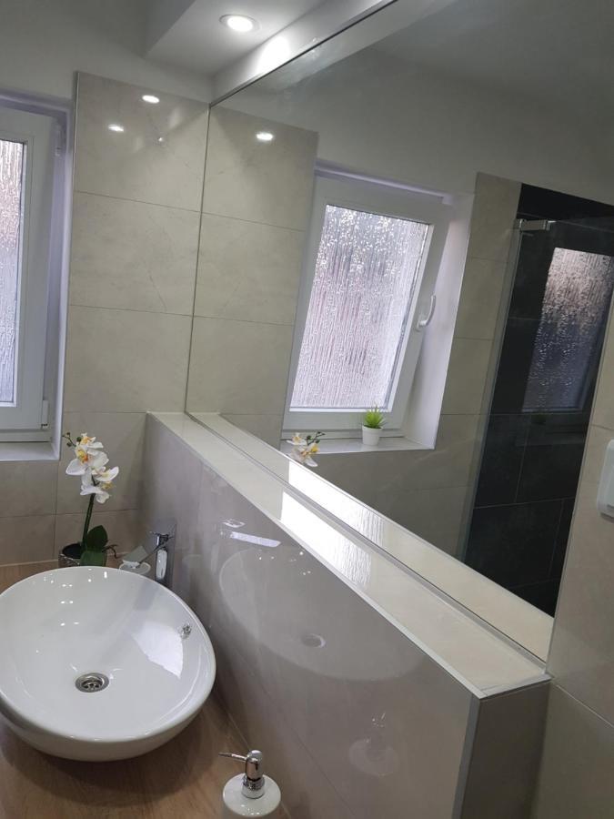 Rooms Vanteo Korenica Exterior foto