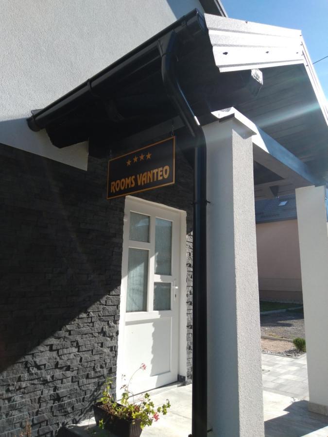 Rooms Vanteo Korenica Exterior foto
